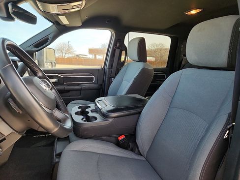 Used 2024 RAM 3500 Big Horn image 7