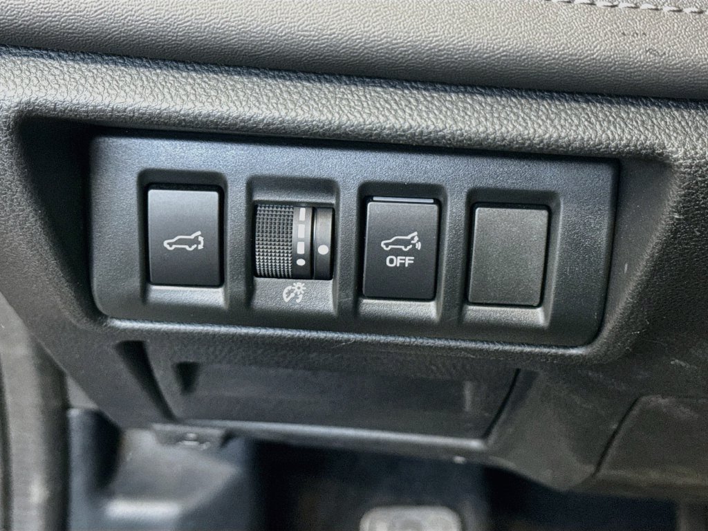 Certified 2022 Subaru Outback Limited AWD/4WD image 6