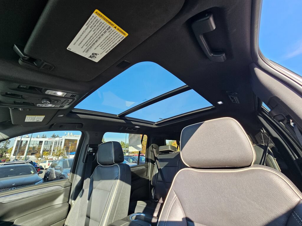 Certified 2022 GMC Yukon XL SLT w/ Max Trailering Package AWD/4WD image 22