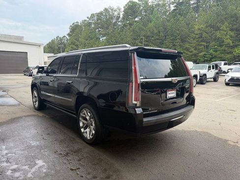 Used 2019 Cadillac Escalade ESV Platinum AWD/4WD image 5