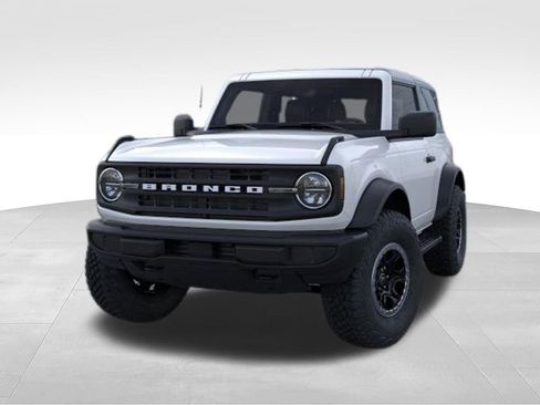 New 2026 Ford Bronco 2-Door w/ Sasquatch Package AWD/4WD image 2