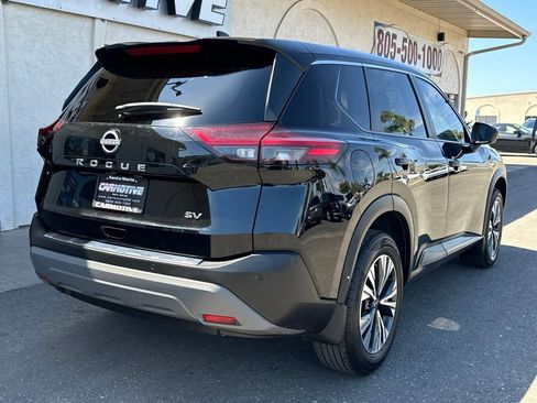 Used 2023 Nissan Rogue SV FWD image 5