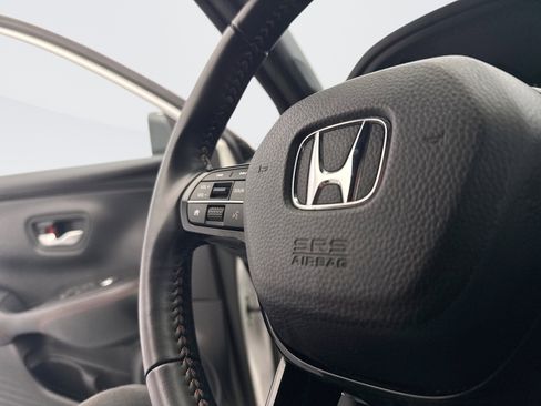 Used 2025 Honda HR-V Sport image 17