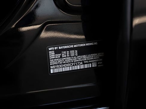 Used 2024 BMW i7 M70 AWD/4WD image 92