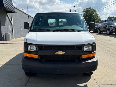 Used 2014 Chevrolet Express 1500 RWD image 18
