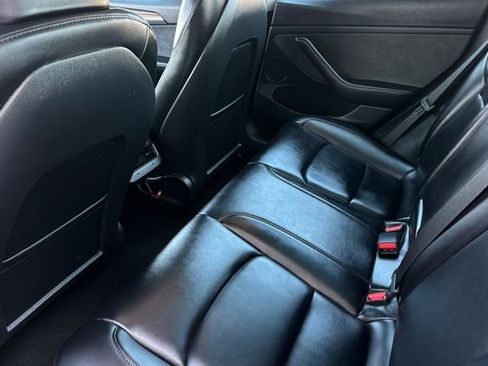 Used 2023 Tesla Model 3 Standard Range image 13