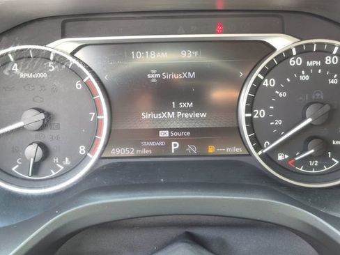 Used 2024 Nissan Rogue SV FWD image 34