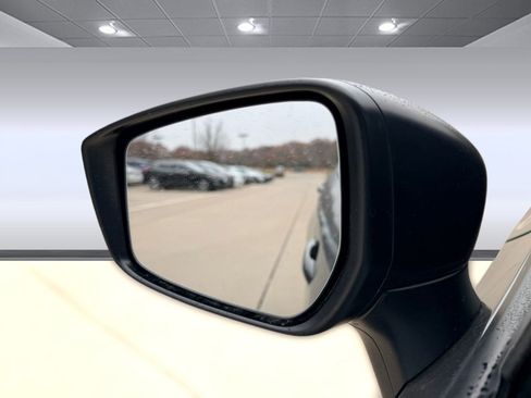 New 2025 Nissan Versa S w/ Trunk Package image 28