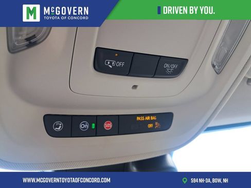 Used 2021 Buick Envision Preferred AWD/4WD image 12