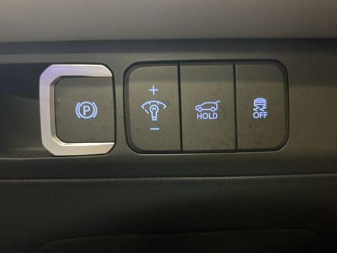Used 2025 Hyundai Santa Fe Calligraphy AWD/4WD image 36