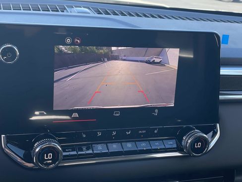 New 2026 GMC Canyon Elevation w/ Convenience Package image 15