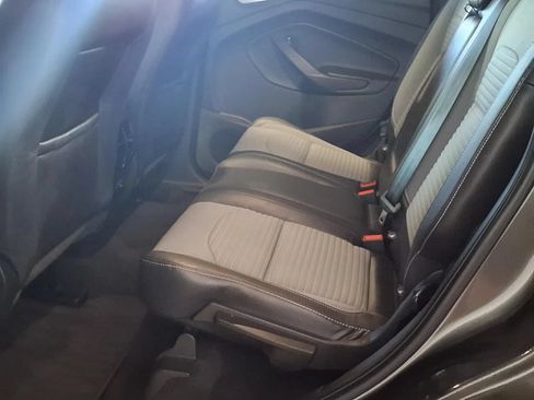 Used 2018 Ford Escape SE w/ SE Sport Appearance Package AWD/4WD image 14