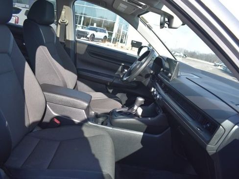 Used 2024 Honda CR-V EX image 12