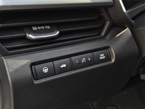 Used 2022 Nissan Altima 2.5 SV w/ SV Premium Package image 18