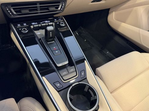Certified 2024 Porsche 911 Targa 4S image 19