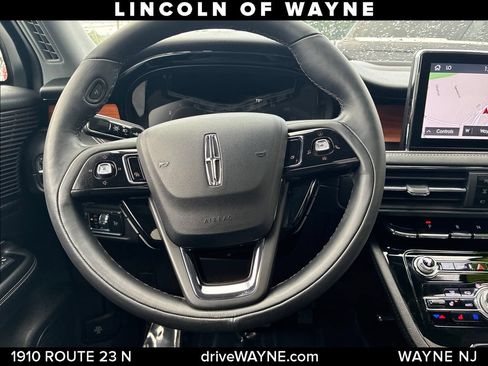 Used 2022 Lincoln Corsair Reserve w/ Equipment Group 201A AWD/4WD image 26