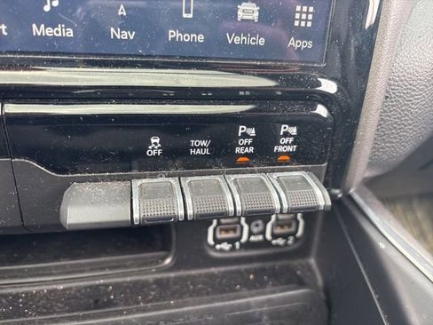 Used 2022 RAM 1500 Laramie image 33