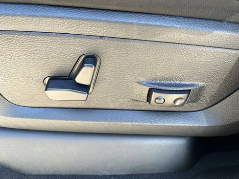 Used 2024 RAM 2500 Big Horn w/ Bed Utility Group image 26