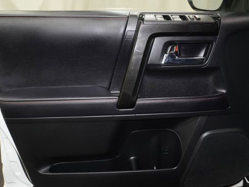 Certified 2024 Toyota 4Runner TRD Off-Road Premium w/ Off Road Premium Plus Package AWD/4WD image 21