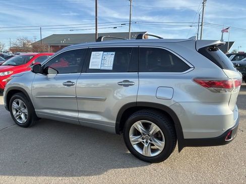 Used 2016 Toyota Highlander Limited image 6