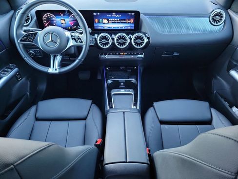 Certified 2025 Mercedes-Benz GLA 250 image 15