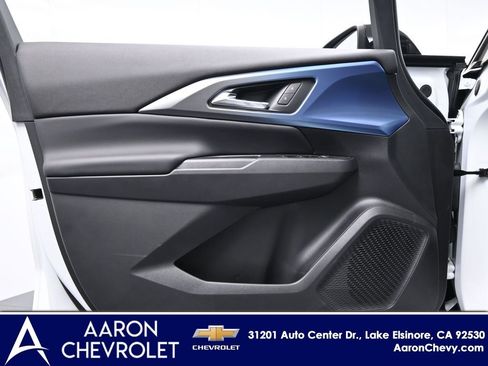 New 2026 Chevrolet Equinox EV LT image 11