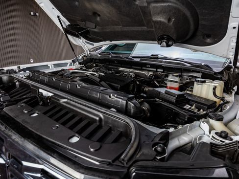 Used 2024 GMC Sierra 3500 Denali Ultimate image 38