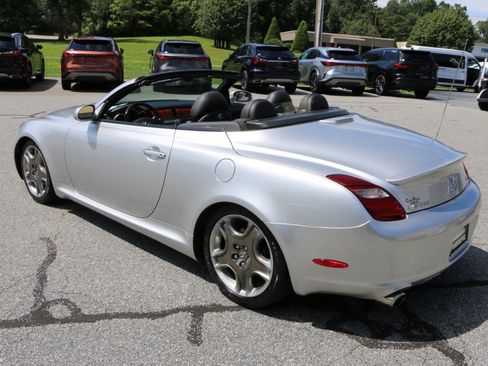 Used 2006 Lexus SC 430 Convertible w/ Preferred Accessory Pkg RWD image 3