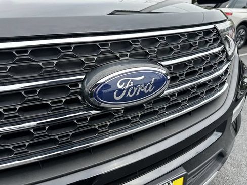 Certified 2023 Ford Explorer XLT w/ Equipment Group 202A AWD/4WD image 12