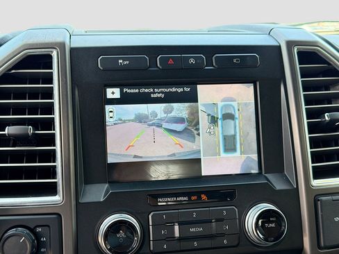 Used 2017 Ford F150 Limited w/ Trailer Tow Package image 29