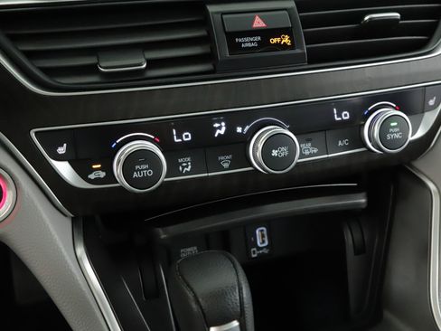 Used 2020 Honda Accord EX image 14