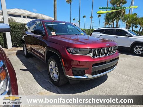 Used 2023 Jeep Grand Cherokee L Laredo image 1