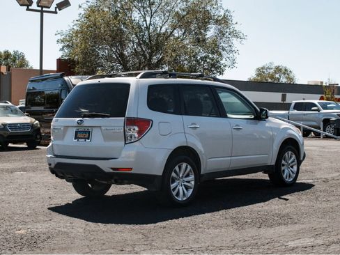 Used 2012 Subaru Forester 2.5X Premium AWD/4WD image 5