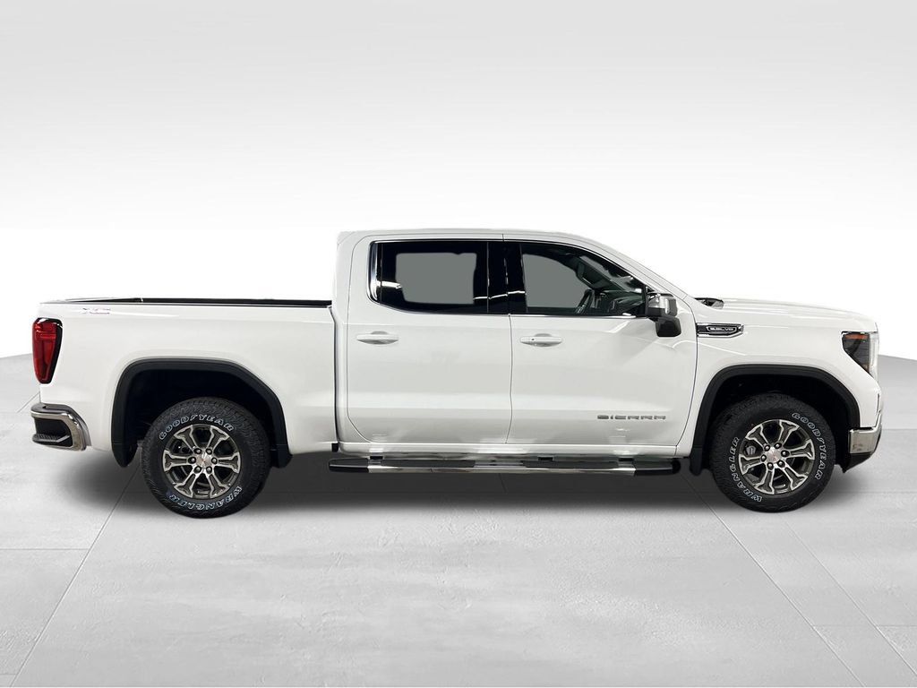 New 2026 GMC Sierra 1500 SLE AWD/4WD image 2