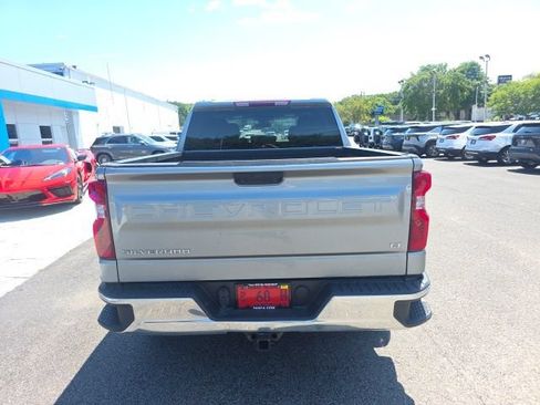 Used 2023 Chevrolet Silverado 1500 LT AWD/4WD image 3