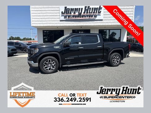 Used 2022 GMC Sierra 1500 SLT AWD/4WD image 1