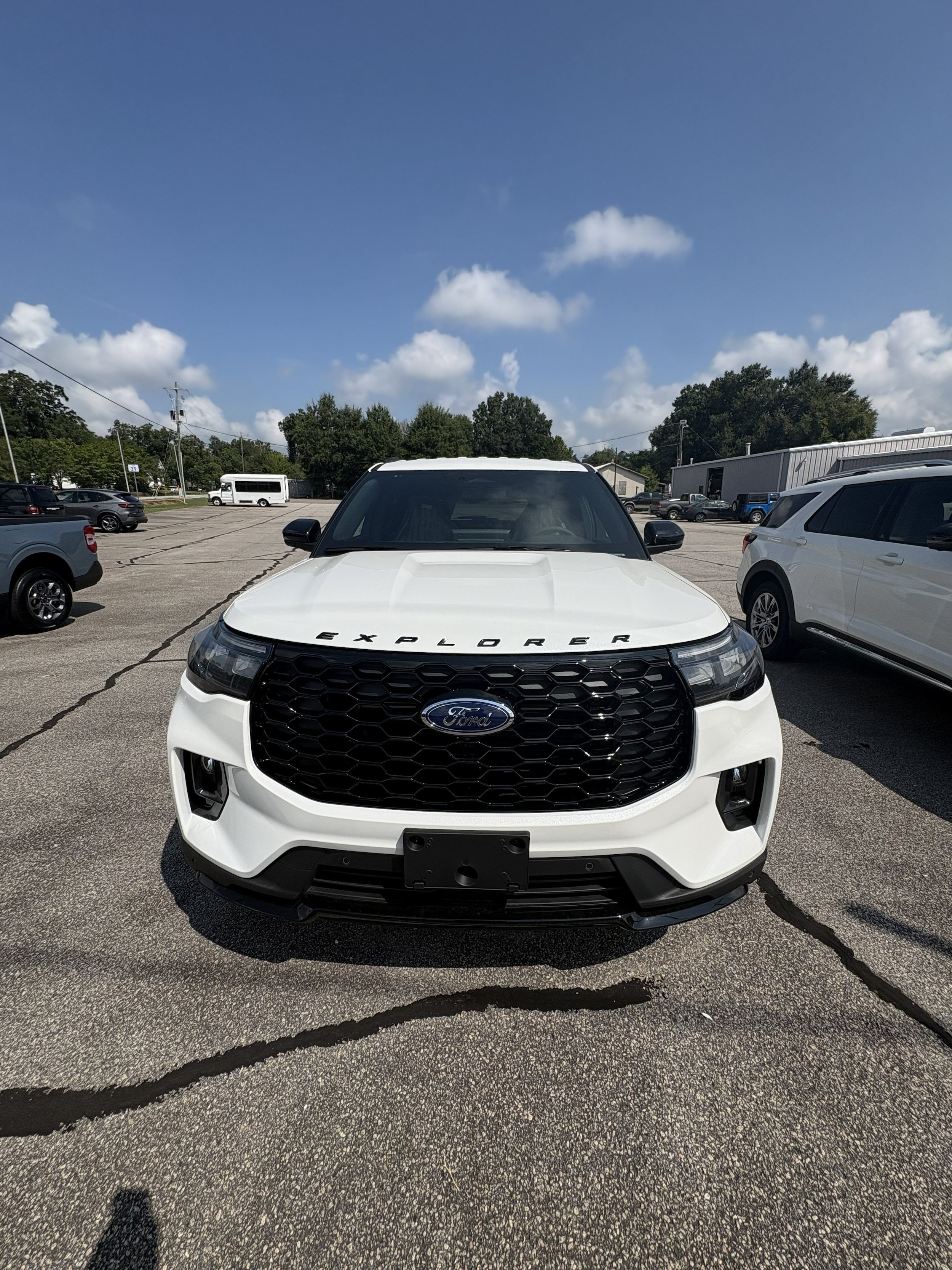 New 2026 Ford Explorer ST-Line w/ ST-Line Street Pack RWD image 3