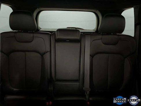 Used 2023 Jeep Grand Cherokee Overland w/ Luxury Tech Group IV image 77