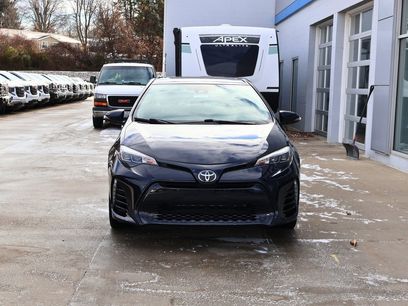 Used 2019 Toyota Corolla SE w/ SE Premium Package