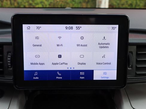 Used 2023 Ford Explorer XLT w/ Class IV Trailer Tow Package image 31