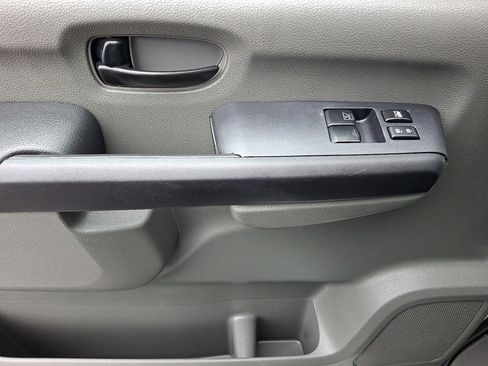 Used 2021 Nissan NV 2500 SV image 10