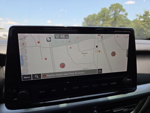 Used 2023 Kia Forte GT-Line w/ GT-Line Premium Package FWD image 4