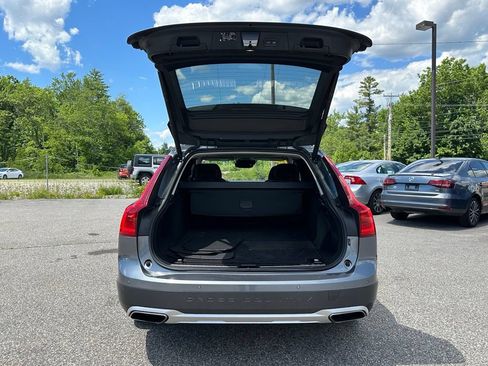 Used 2019 Volvo V90 T5 Cross Country AWD/4WD image 12