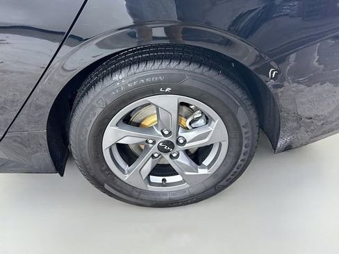 Used 2022 Kia K5 LXS image 28