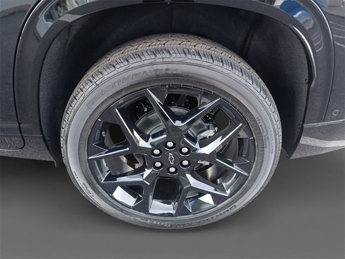 New 2026 Chevrolet Traverse RS w/ LPO, Floor Liner Package image 8