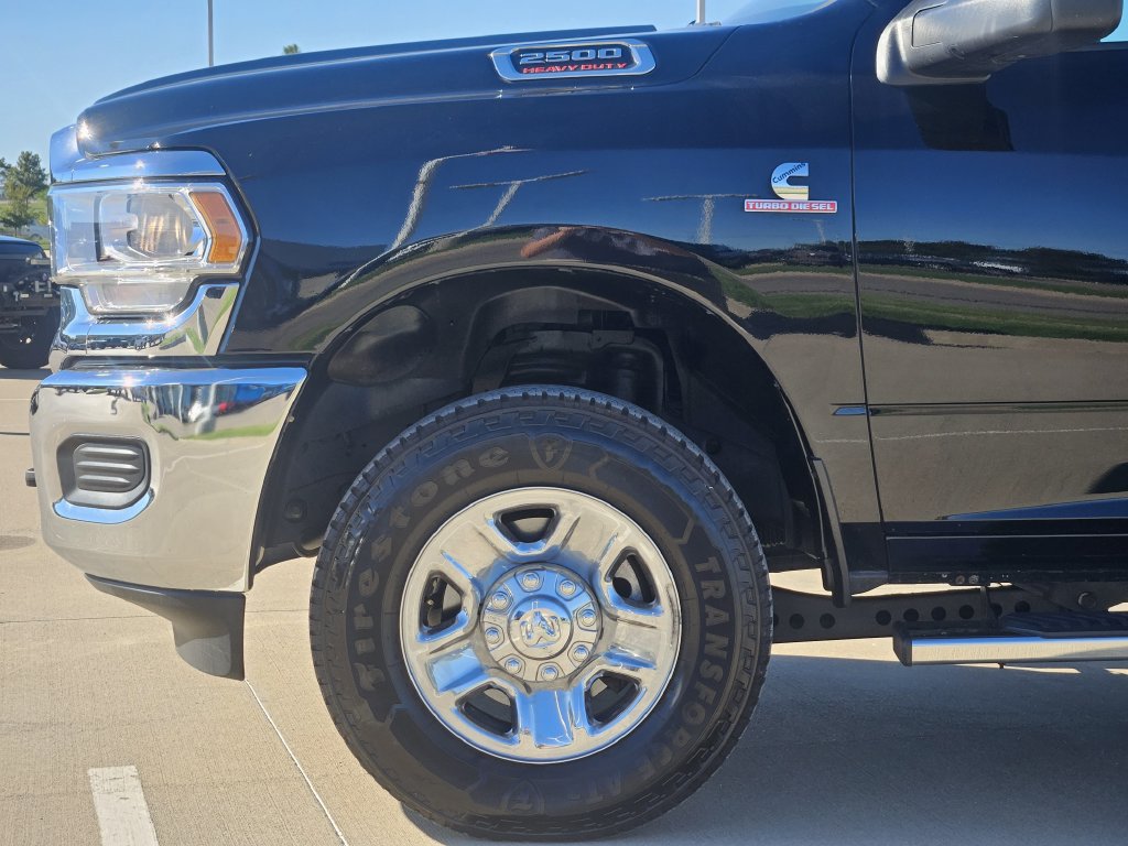 Used 2024 RAM 2500 Tradesman w/ Chrome Appearance Group AWD/4WD image 8