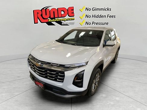 New 2026 Chevrolet Equinox LT w/ Convenience Package II image 3