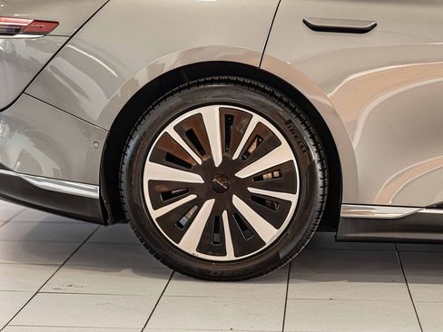 Used 2024 Lucid Air Touring image 13