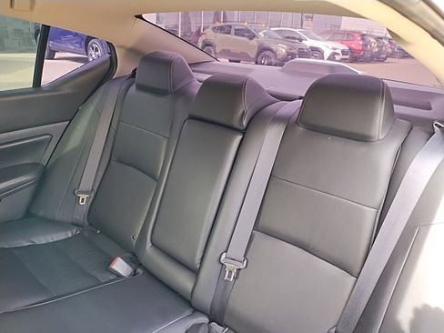 Used 2019 Nissan Altima 2.0 Platinum image 46