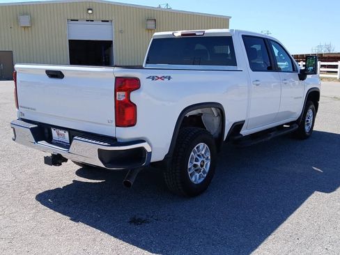 Used 2020 Chevrolet Silverado 2500 LT AWD/4WD image 9